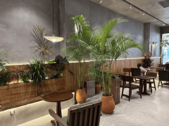 <b>均成立正在对客群的之上</b>